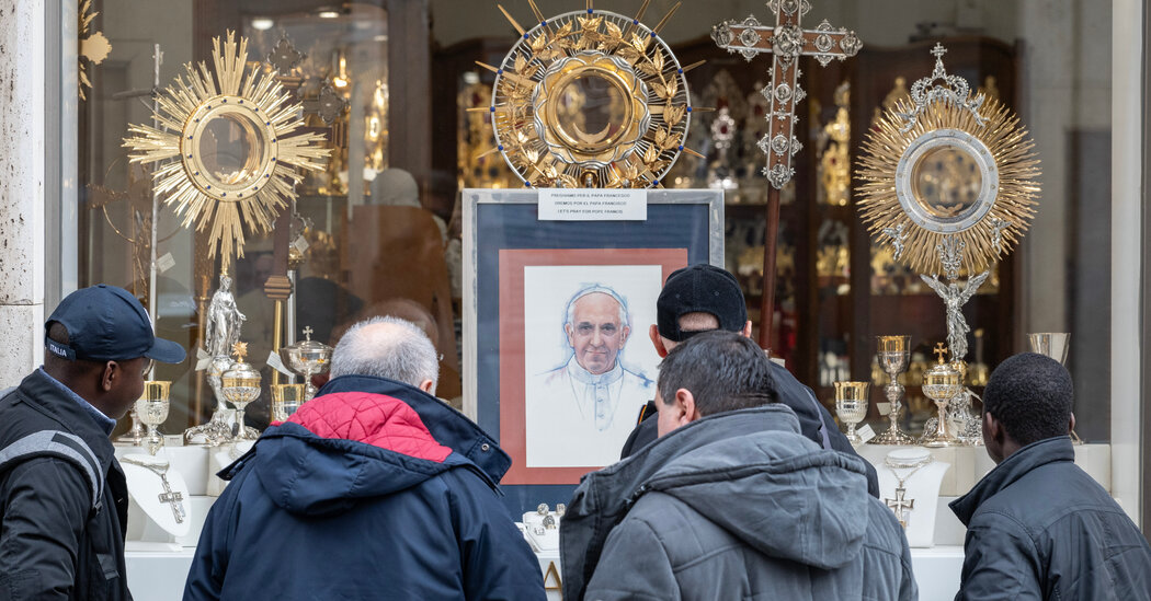 Papa experimenta outro revés com crise