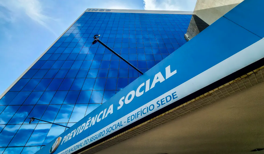 Fux atende Nikolas Ferreira e pede explicações à Câmara sobre criação de CPI do INSS