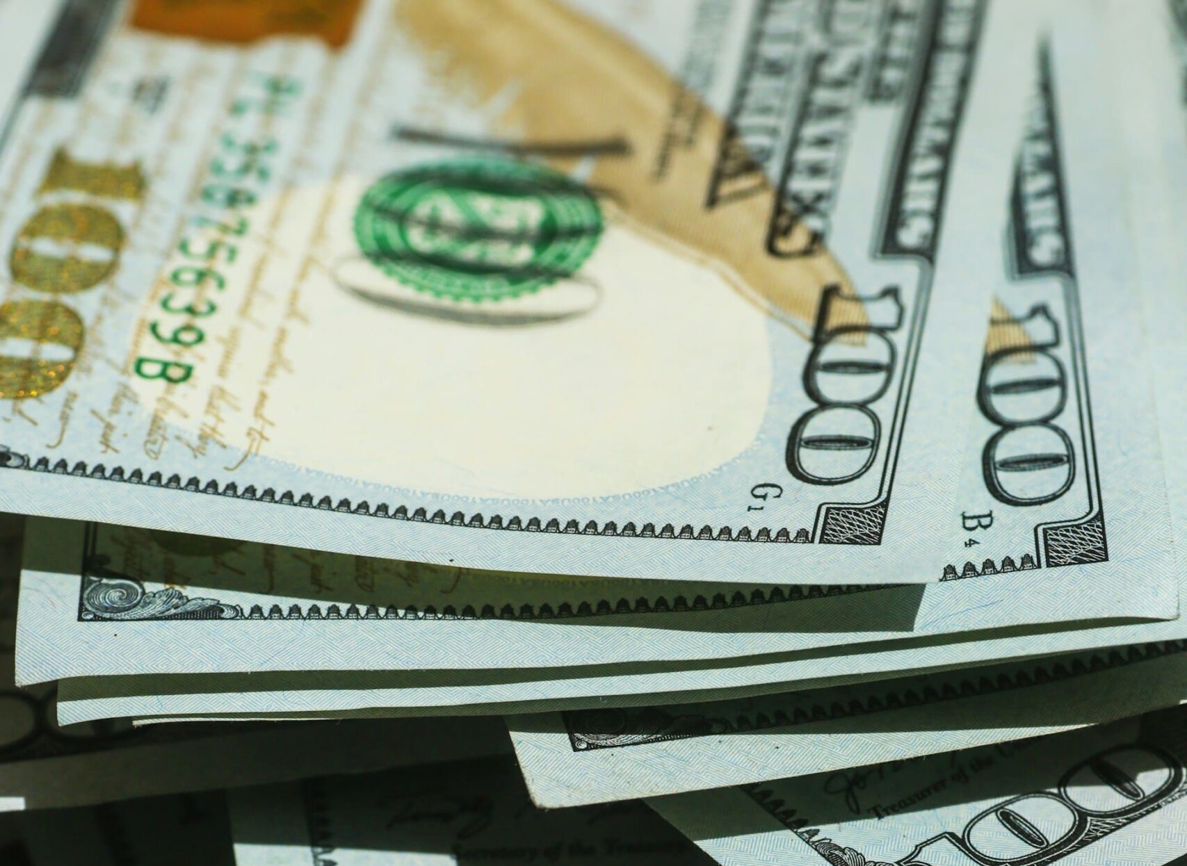 Como Investir em Dólar: Guia Completo